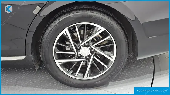HYUNDAI GRANDEUR 2.5
