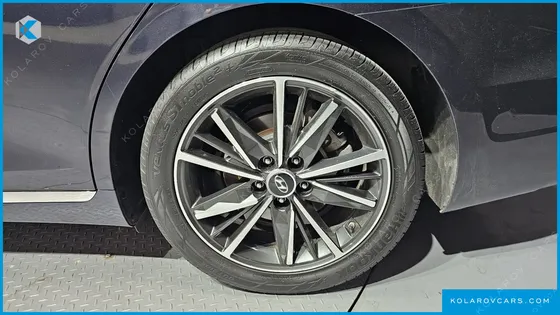 HYUNDAI GRANDEUR 2.5