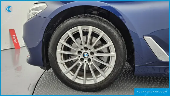 BMW 5 SERIES 520I LUXURY