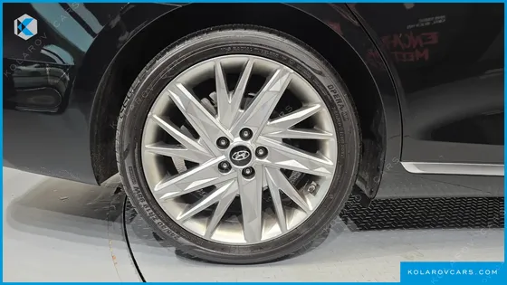 HYUNDAI GRANDEUR 2.5