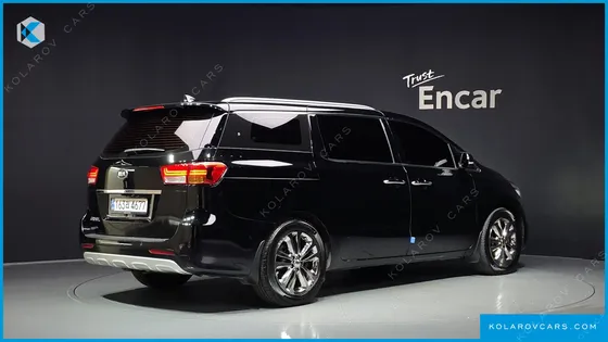KIA CARNIVAL 9-SEATER PRESTIGE