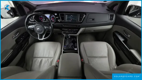 KIA CARNIVAL 9-SEATER PRESTIGE