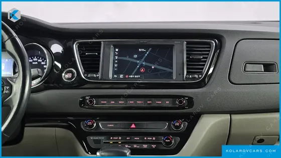 KIA CARNIVAL 9-SEATER PRESTIGE