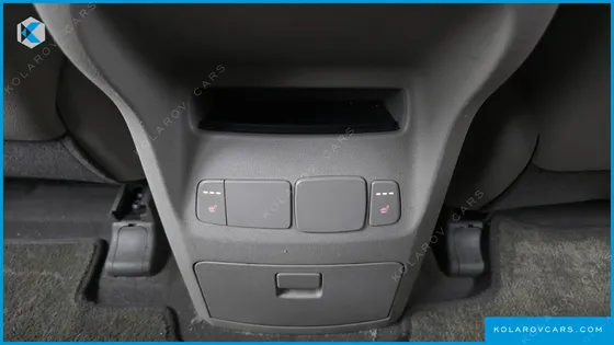 KIA CARNIVAL 9-SEATER PRESTIGE
