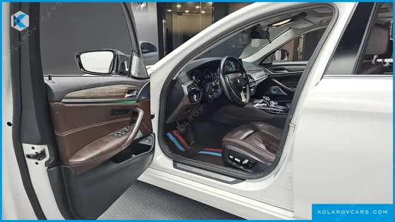 BMW 5 SERIES 530I XDRIVE LUXURY PLUS