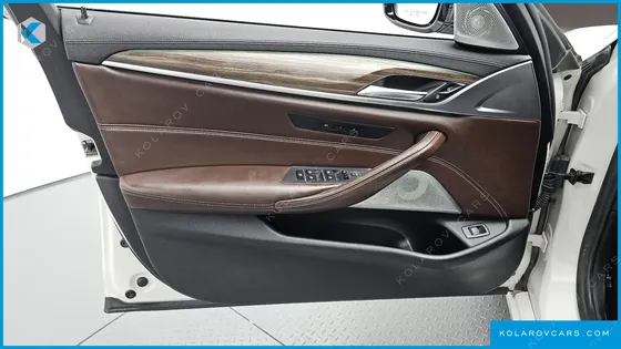 BMW 5 SERIES 530I XDRIVE LUXURY PLUS