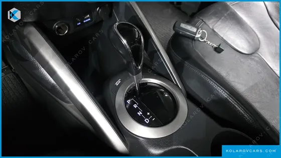 HYUNDAI VELOSTER UNIQUE