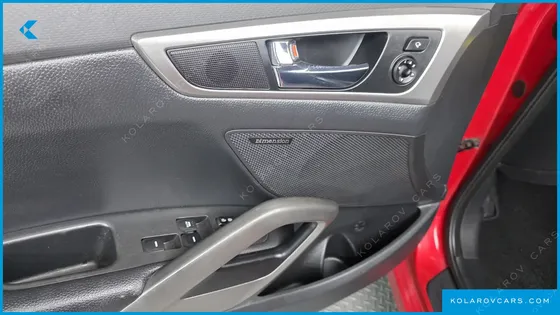 HYUNDAI VELOSTER UNIQUE