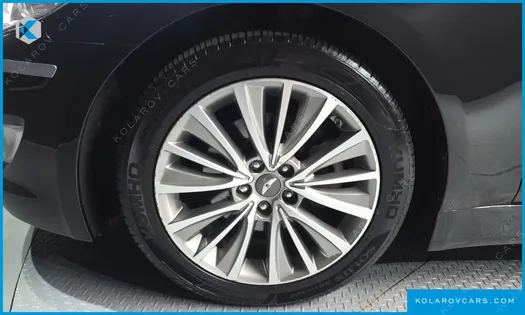 HYUNDAI GENESIS BH330 PREMIUM