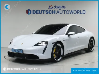 PORSCHE TAYCAN TURBO S