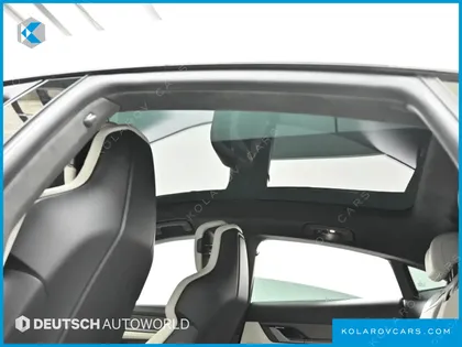 PORSCHE TAYCAN TURBO S