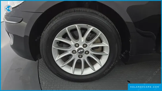 HYUNDAI GENESIS BH 330 LUXURY