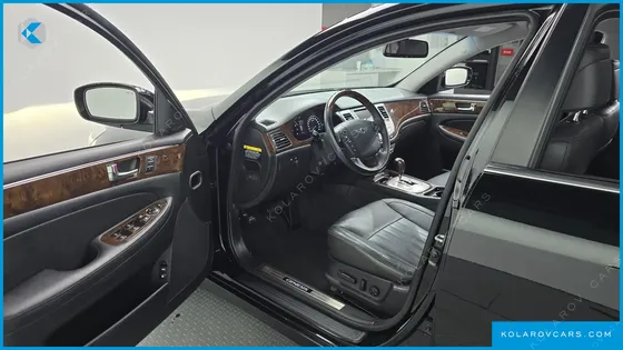 HYUNDAI GENESIS BH 330 LUXURY