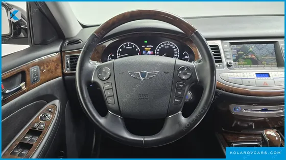 HYUNDAI GENESIS BH 330 LUXURY