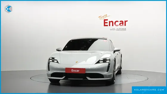 PORSCHE TAYCAN TURBO