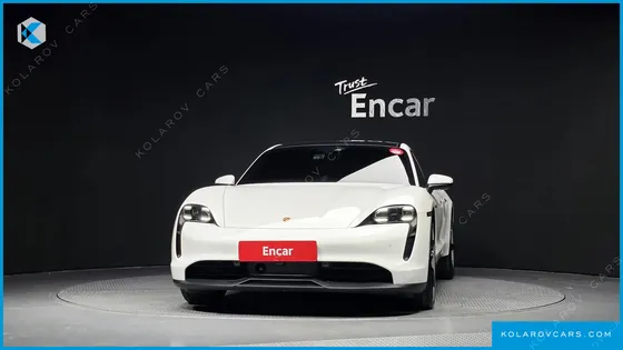 PORSCHE TAYCAN BASE