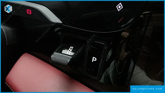 PORSCHE TAYCAN BASE