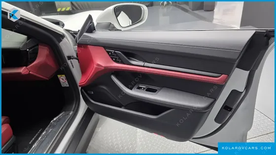 PORSCHE TAYCAN BASE