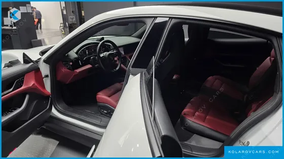 PORSCHE TAYCAN BASE