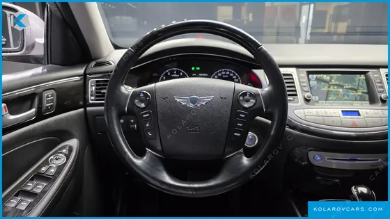 HYUNDAI GENESIS BH 330 LUXURY