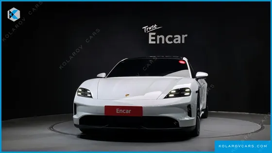 PORSCHE TAYCAN BASE