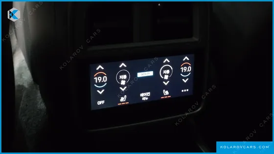 PORSCHE TAYCAN BASE
