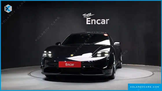 PORSCHE TAYCAN BASE