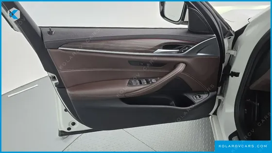BMW 5 SERIES 523D LUXURY