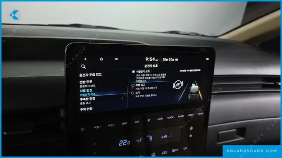 HYUNDAI STARIA CARGO 3-SEATER