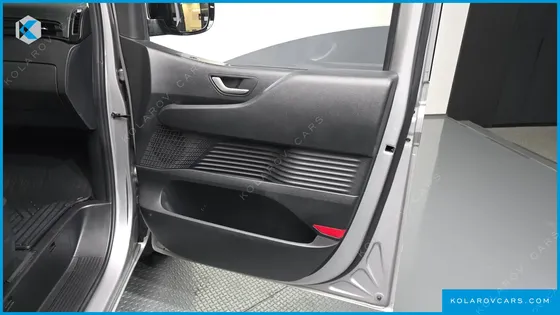 HYUNDAI STARIA CARGO 3-SEATER