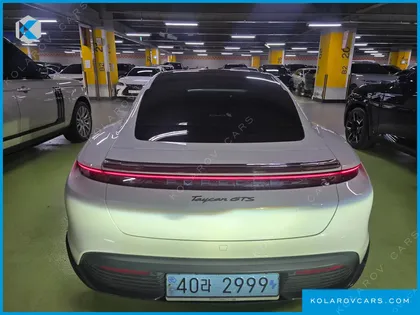 PORSCHE TAYCAN GTS