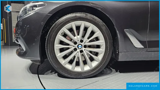 BMW 5 SERIES 530I XDRIVE LUXURY PLUS