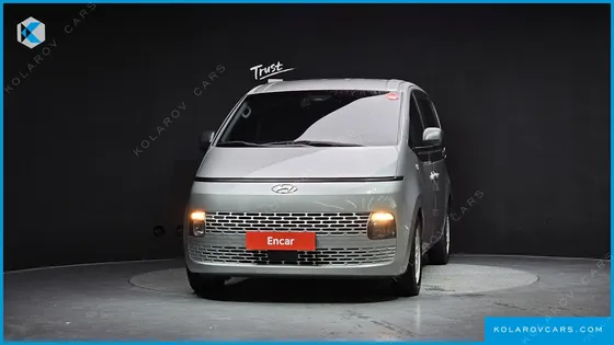 HYUNDAI STARIA CARGO 5-SEATER