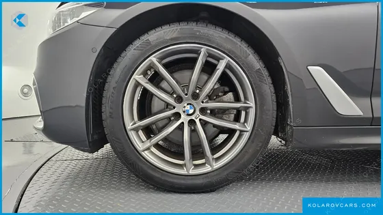 BMW 5 SERIES 520D XDRIVE M SPORT PACKAGE PLUS