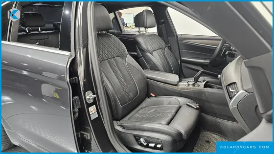 BMW 5 SERIES 520D XDRIVE M SPORT PACKAGE PLUS