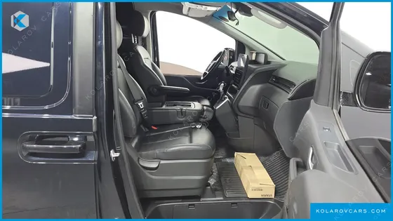 HYUNDAI STARIA CARGO 3-SEATER