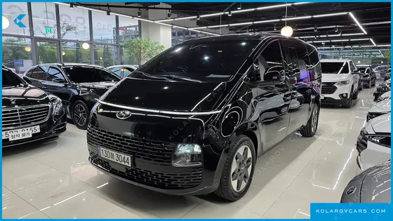 HYUNDAI STARIA TOURER 9-SEATER