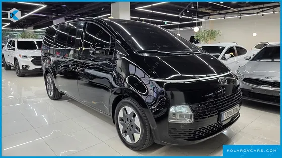 HYUNDAI STARIA TOURER 9-SEATER