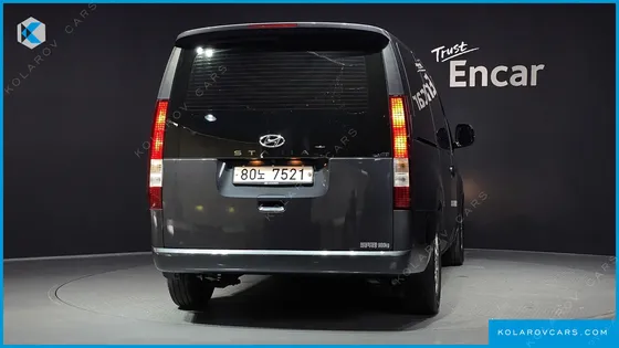 HYUNDAI STARIA CARGO 3-SEATER