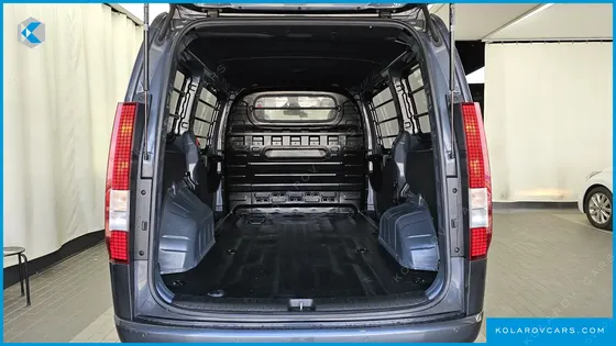 HYUNDAI STARIA CARGO 3-SEATER