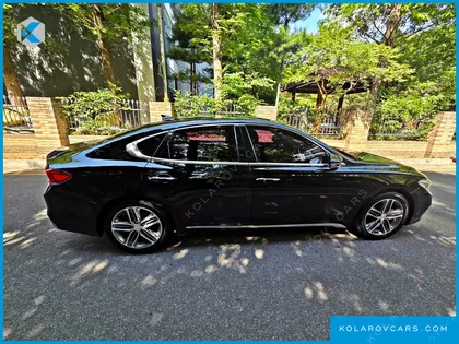 HYUNDAI GRANDEUR 2.4 PREMIUM