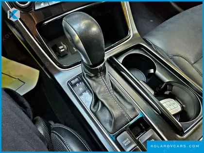 HYUNDAI GRANDEUR 2.4 PREMIUM