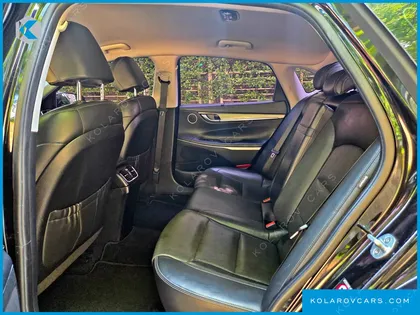 HYUNDAI GRANDEUR 2.4 PREMIUM