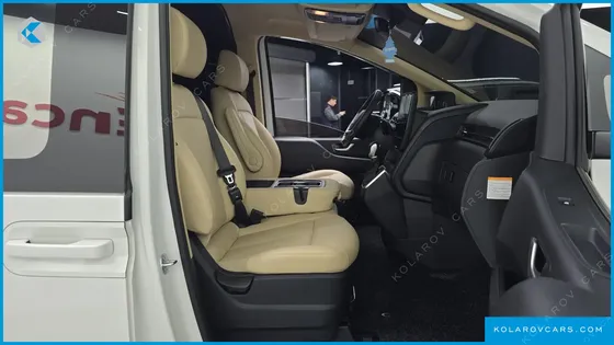 HYUNDAI STARIA HEV 1.6 CARGO 3-SEATER