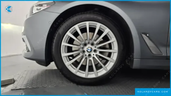 BMW 5 SERIES 520I LUXURY