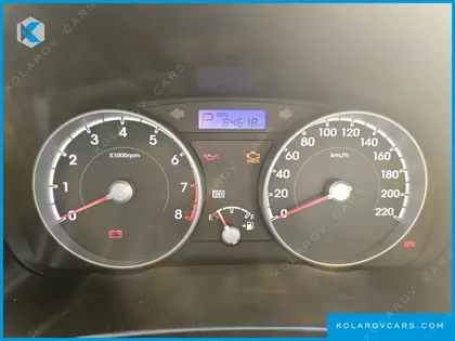 HYUNDAI VERNA 1.4 DOHC TRENDY