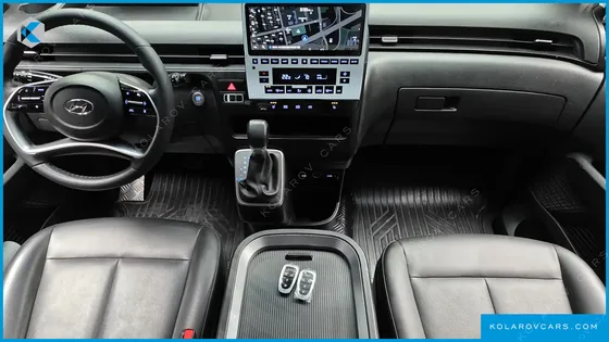 HYUNDAI STARIA L3.5 CARGO 5-SEATER