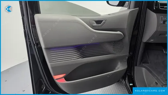 HYUNDAI STARIA 4WD CAMPER