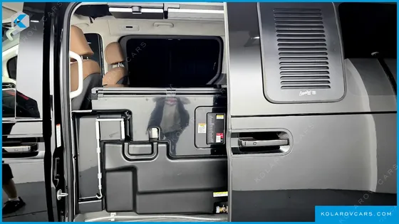 HYUNDAI STARIA 4WD CAMPER