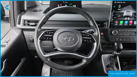 HYUNDAI STARIA TOURER 11-SEATER